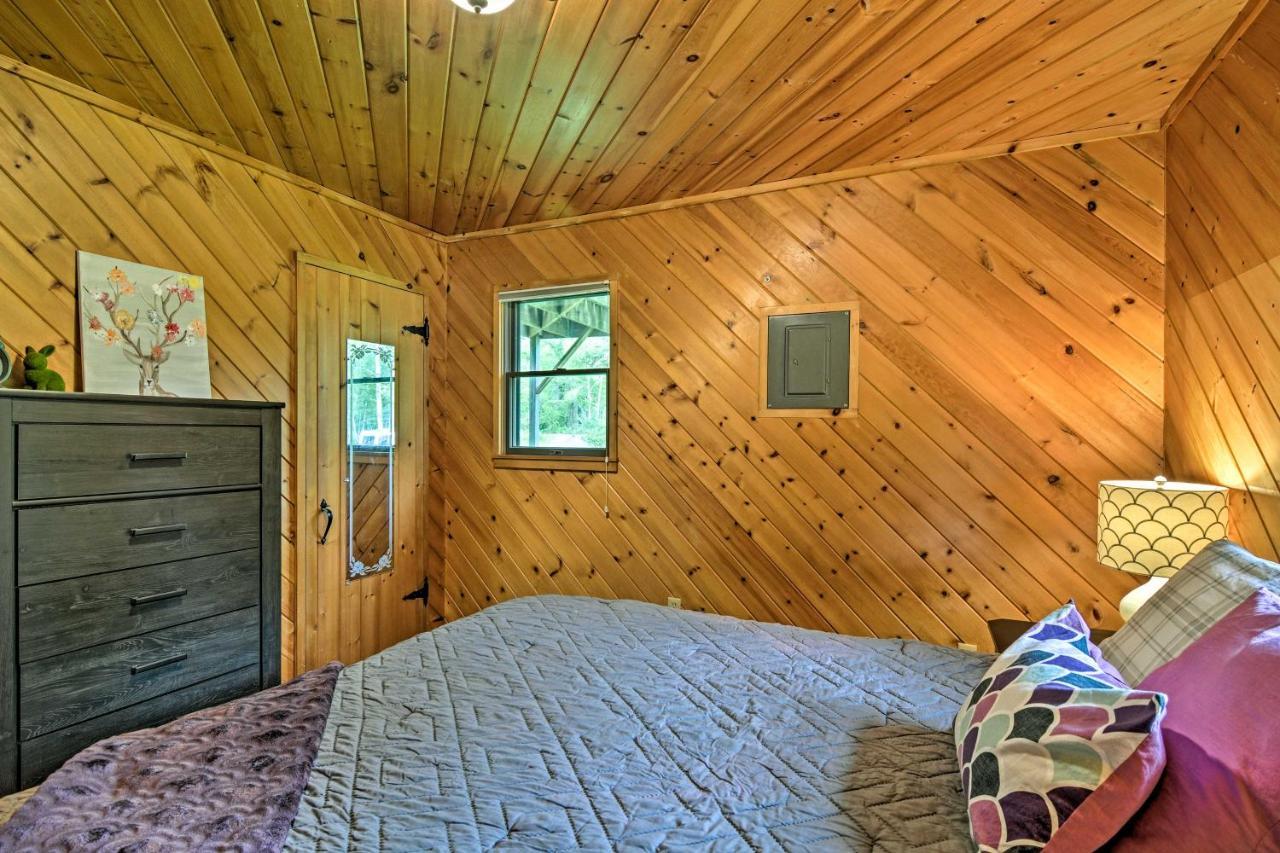 Riverfront Traverse City Cabin Fish, Kayak And Tube 외부 사진