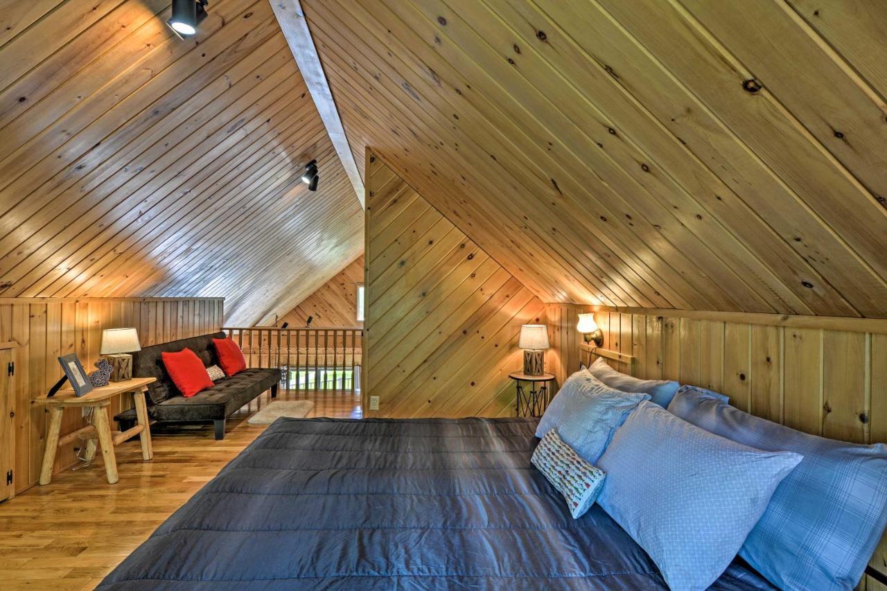 Riverfront Traverse City Cabin Fish, Kayak And Tube 외부 사진