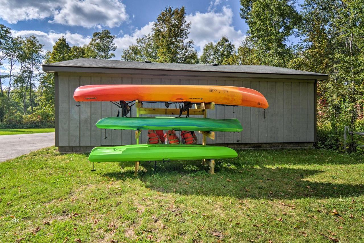 Riverfront Traverse City Cabin Fish, Kayak And Tube 외부 사진